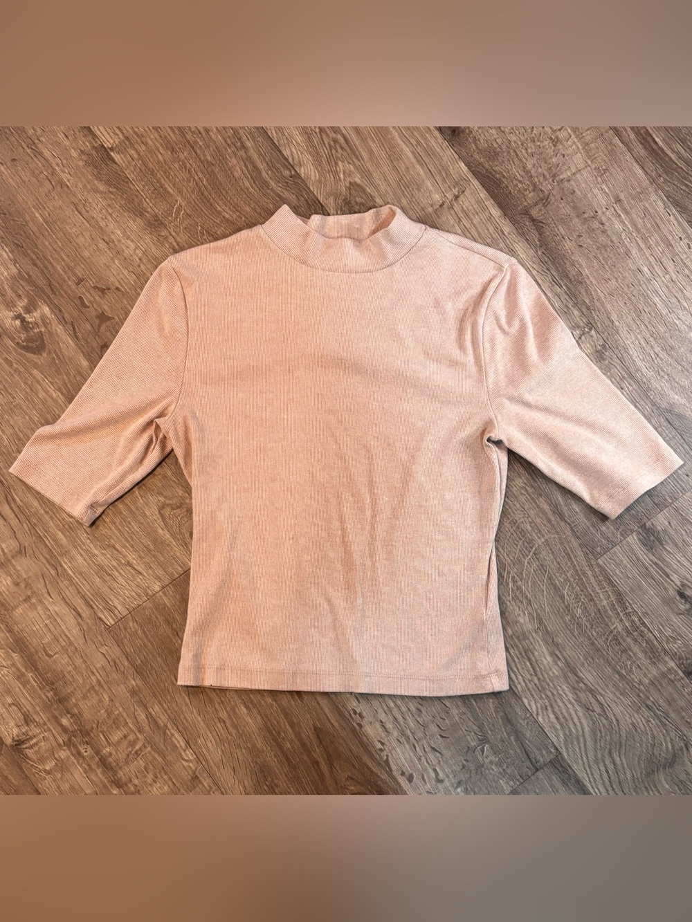 Express Fitted Womens Medium Tan Short Sleeved Top